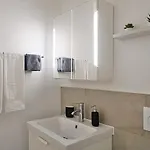 Gemütlich-zentral, 30m2, Mit Parkplatz - A212 Apartment