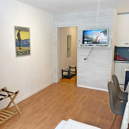 Apartment Gemuetlich-zentral, 30m2, Mit Parkplatz - A212 St. Moritz